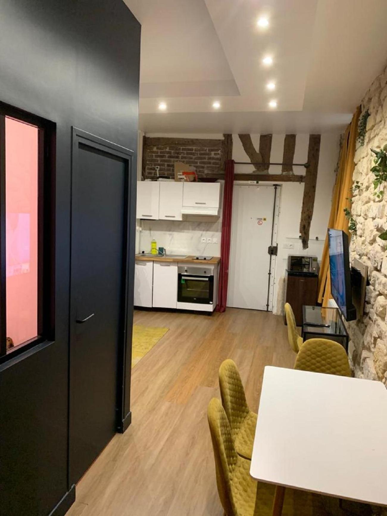 154 - Urban Atelier Home Cinema In Париж Екстериор снимка