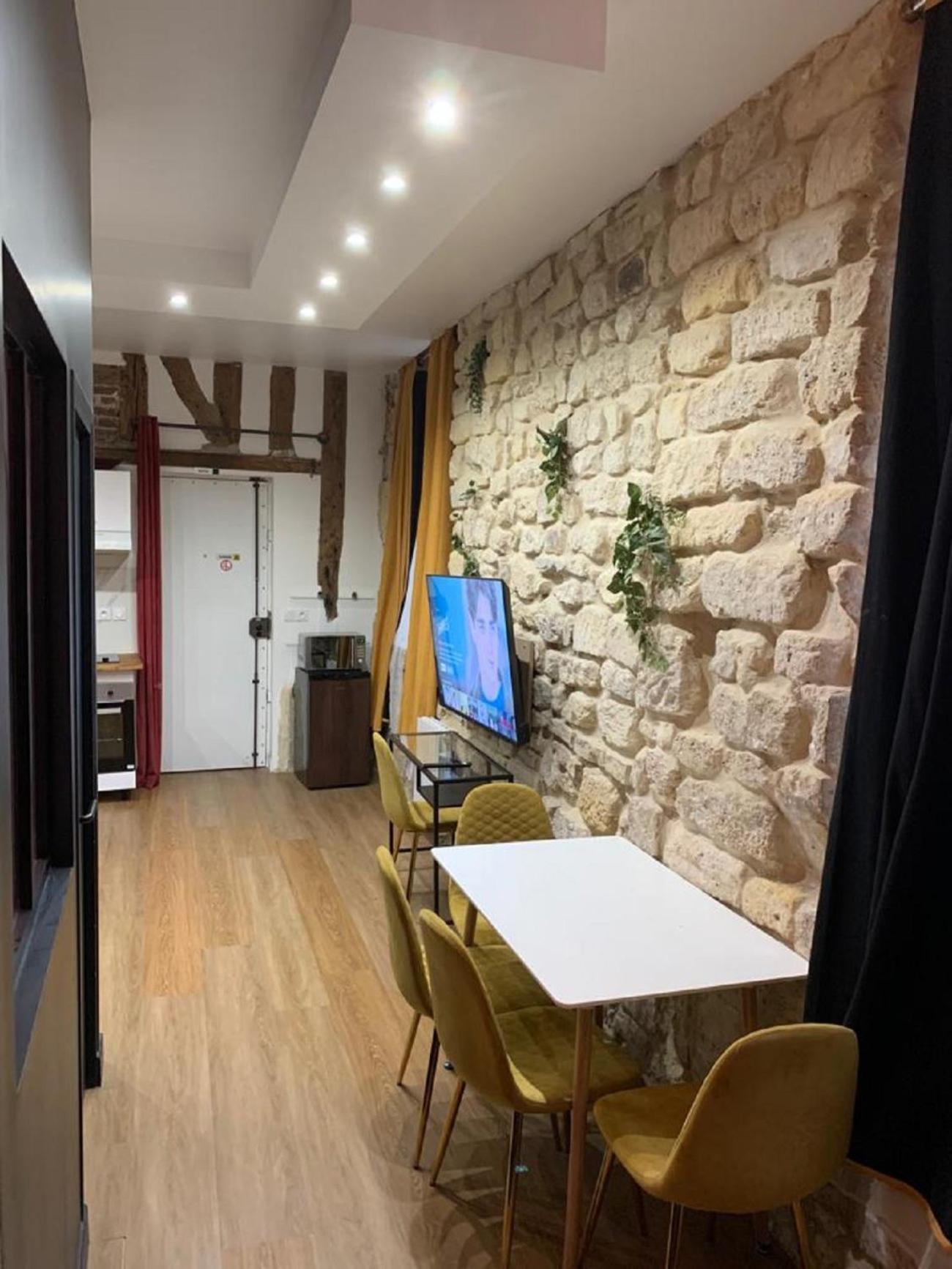 154 - Urban Atelier Home Cinema In Париж Екстериор снимка