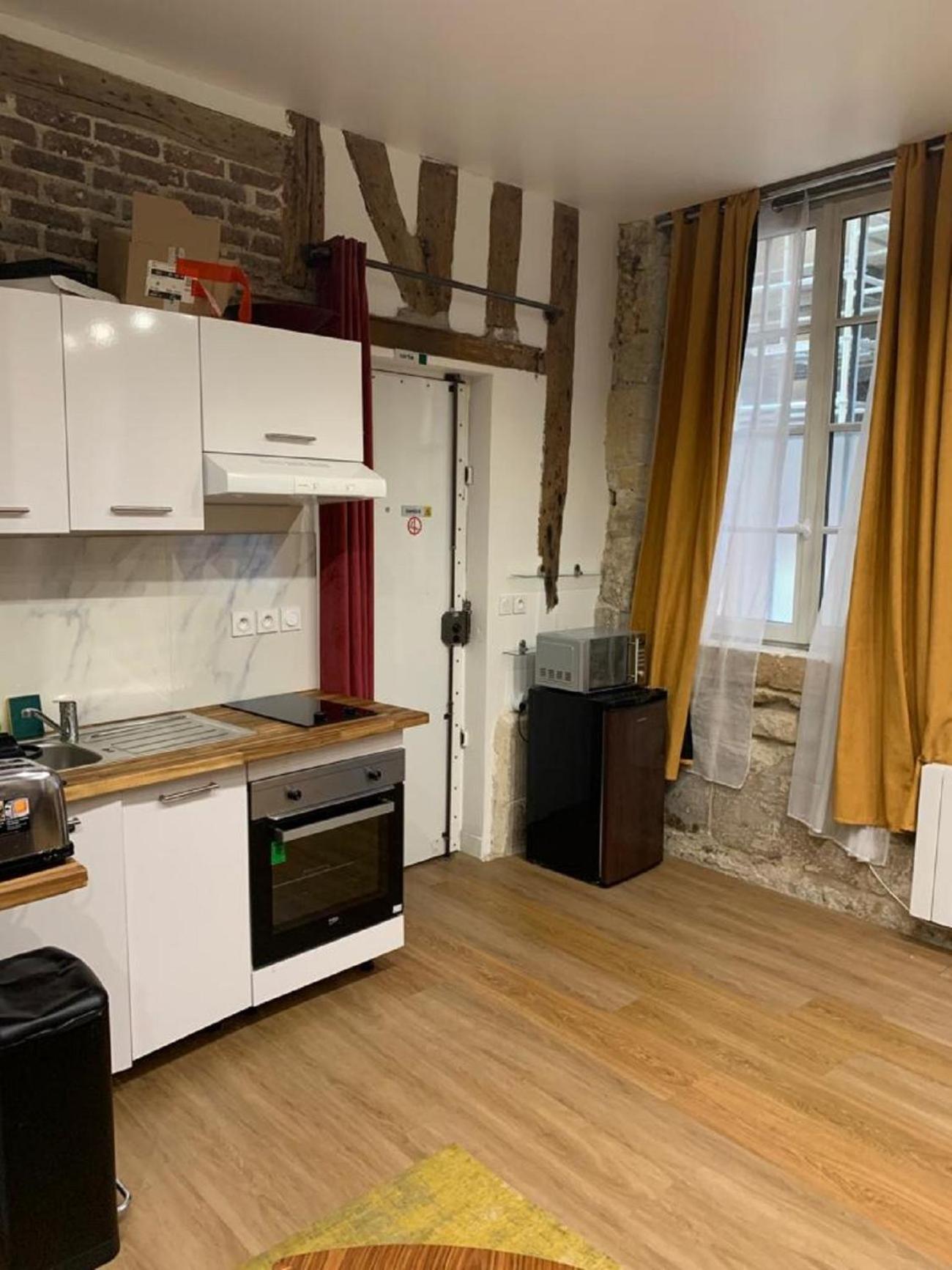 154 - Urban Atelier Home Cinema In Париж Екстериор снимка